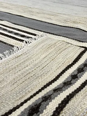 New Ivory India Modern Dhurrie 8